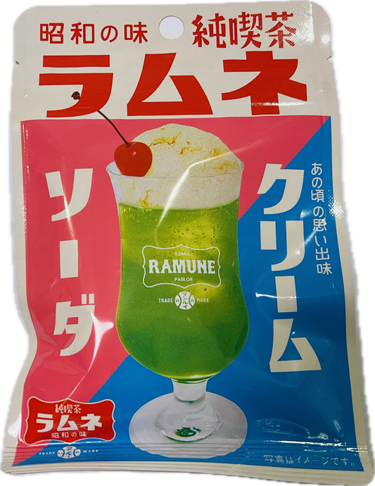 純喫茶ラムネ　クリームソーダ